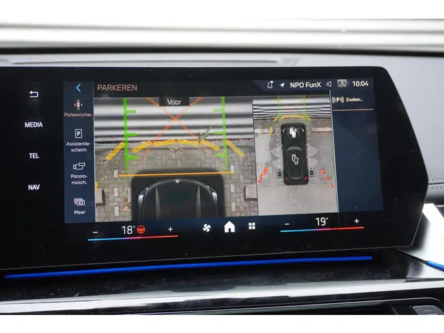 BMW X1 xDrive23i 2025 Benzine 18