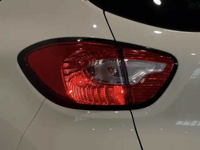 Renault Captur 0.9 TCe 90 Dynamique 2016 Benzine 31