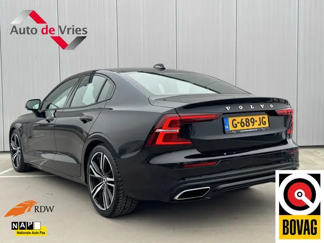 Volvo S60 2.0 T4 R-Design|NL-Auto|Leder|LED|Navi 2019 Benzine 3