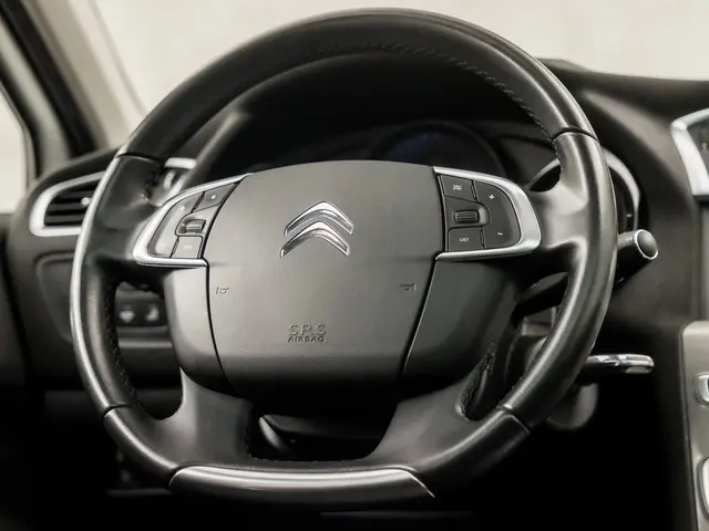 Citroën C4 1.2 PureTech Sport 2016 Benzine 17