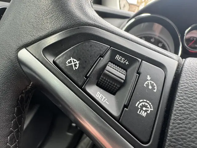 Opel Astra 1.4 Turbo Sport + 2016 Benzine 28