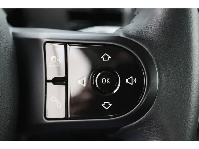 MINI Cooper Mini 1.5 Essential Automaat 2021 Benzine 31