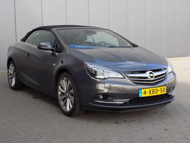 Opel Cascada 1.6 Turbo Cosmo Xenon 2014 Benzine 5