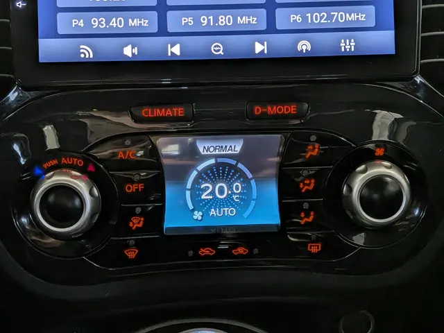 Nissan Juke 1.6 Acenta 2013 Benzine 18