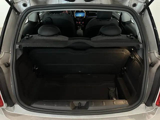 MINI Cooper Mini 1.5 Camden Edition 2023 Benzine 9