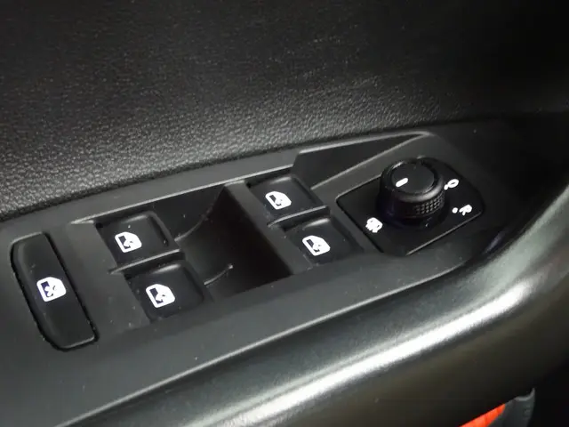 Volkswagen Polo 1.0 TSI Life M'23 2022 Benzine 27