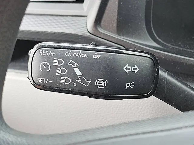 Volkswagen Transporter 2.0 TDI 2020 Diesel 11