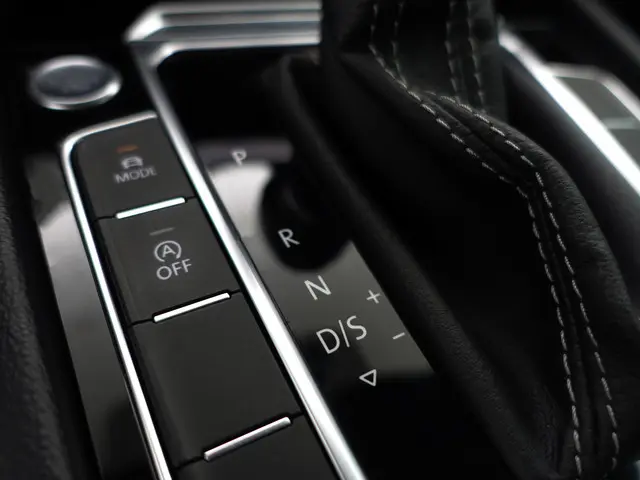 Volkswagen Arteon 1.5 TSI 180pk R Line Aut- 2019 Benzine 20