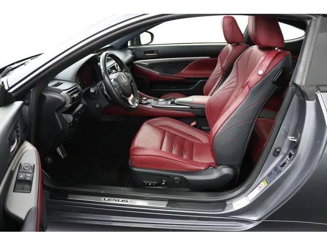 Lexus RC 300h F Sport Line 2016 Hybride Benzine 17