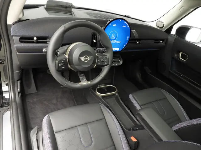 MINI 3-Deurs Cooper C 2024 Benzine 6