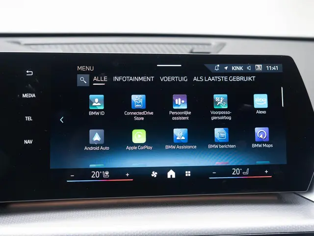 BMW X1 xDrive25e 2025 Hybride Benzine 43