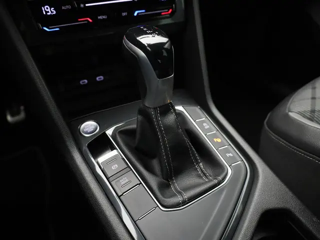 Volkswagen Tiguan 1.5TSI/150PK R-Line DSG 2021 Benzine 19