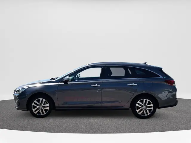 Hyundai i30 Wagon 1.0 T-GDI Premium 2020 Benzine 2
