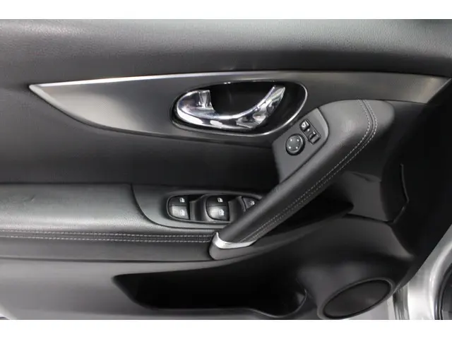 Nissan QASHQAI 1.2 Tekna + 2018 Benzine 40