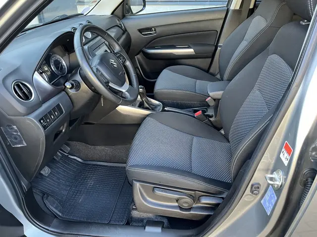 Suzuki Vitara 1.0 B.jet Select 2019 Benzine 6