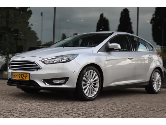 Ford Focus 1.0 TITANIUM ED. 2015 Benzine