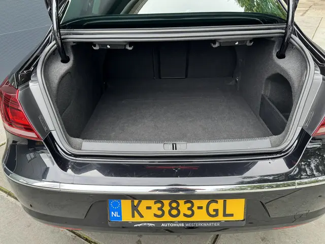 Volkswagen CC 1.4 TSI 160pk H6 Highline 2013 Benzine 42
