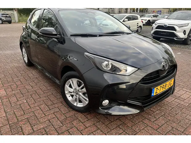 Toyota Yaris 1.5 Hybrid 115 Active 2024 Hybride Benzine 14