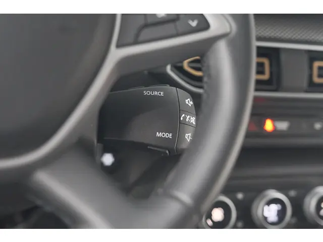 Dacia Sandero Stepway TCe 90 Expression 2024 Benzine 35