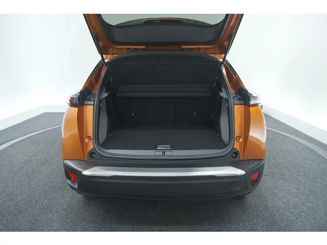 Peugeot e-2008 EV Allure Pack 50 kWh 2021 Elektrisch 55