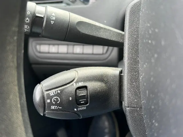 Peugeot 208 1.2 PureTech Airco Cruise 2015 Benzine 13