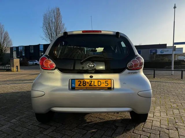 Toyota Aygo 1.0 VVT-i Comfort 5drs Airco 2013 Benzine 7