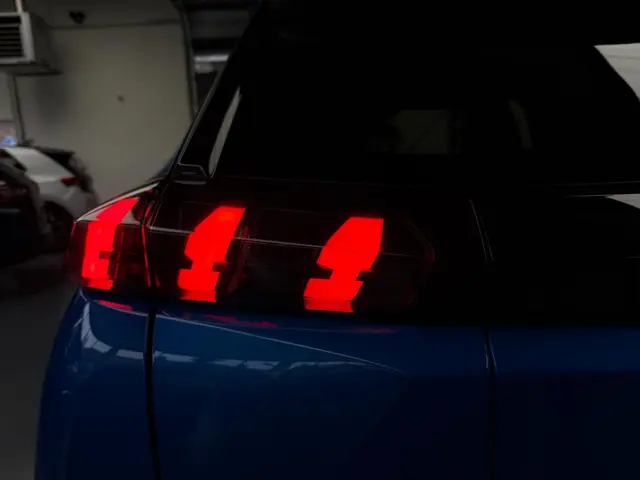 Peugeot e-2008 EV Allure 50 kWh 2020 Elektrisch 12