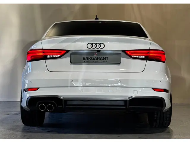 Audi A3 Limousine 1.5 TFSI S Line Edition 2019 Benzine 4