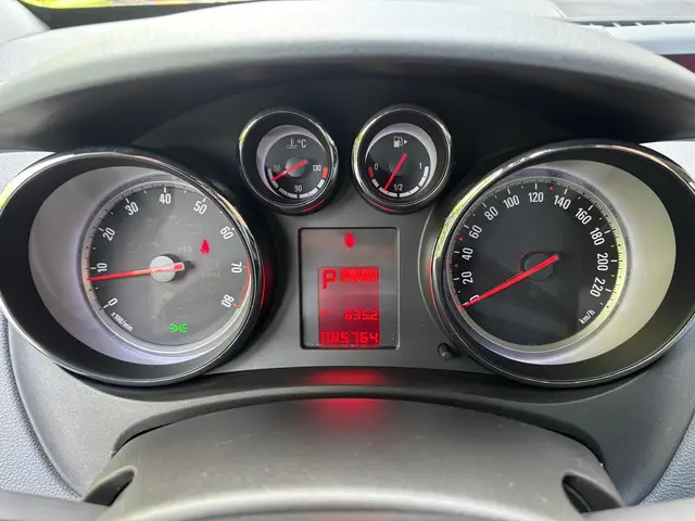 Opel Meriva 1.4 Turbo Cosmo 2012 Benzine 23