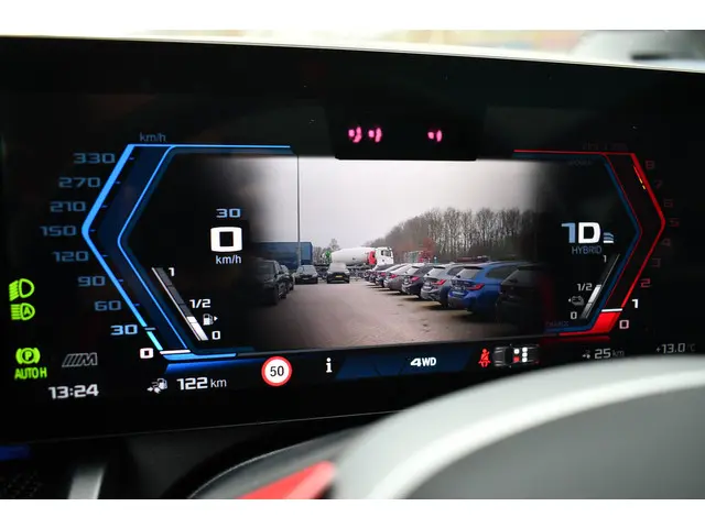 BMW M5 Touring 2025 Hybride Benzine 30