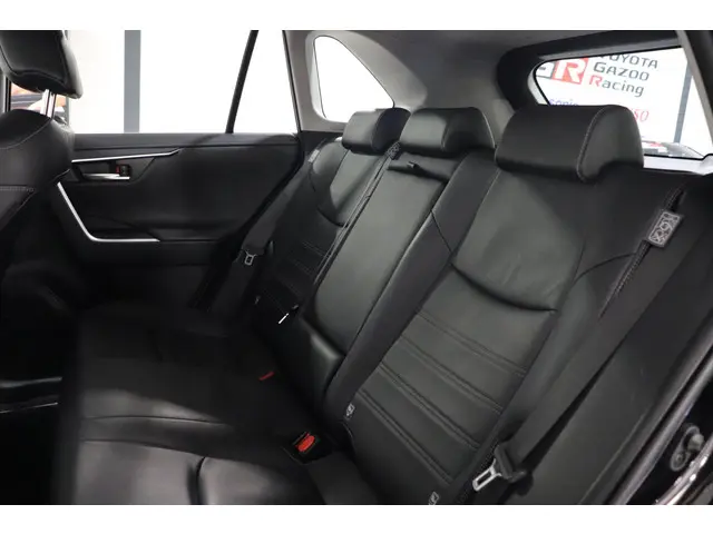 Toyota RAV4 2.5 Hybrid Style, 2019 Hybride Benzine 21