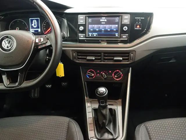 Volkswagen Polo 1.6 TDI Highline- 2018 Diesel 8