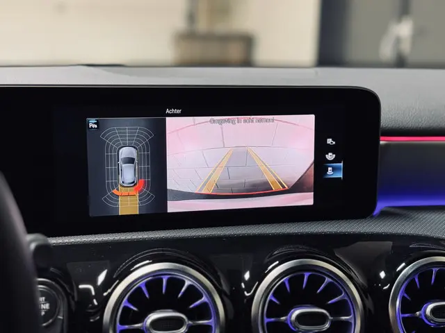 Mercedes-Benz A-Klasse 200 AMG Night 2019 Benzine 16