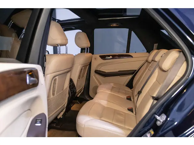 Mercedes-Benz GLE 500 e 4MATIC 2016 Hybride Benzine 30