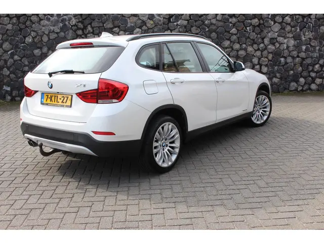 BMW X1 XDrive28i 245pk 4x4 High Executive 2013 Benzine 2
