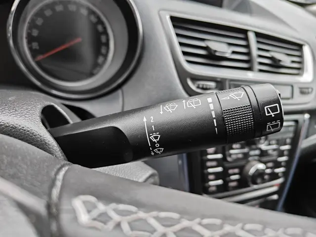 Opel Mokka 1.4 T Cosmo 4x4 2013 Benzine 18