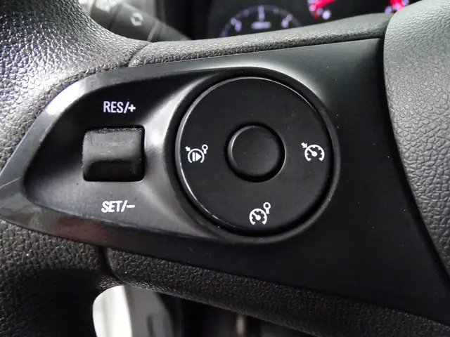 Opel Combo 1.5D L2H1 Edition 2021 Diesel 13