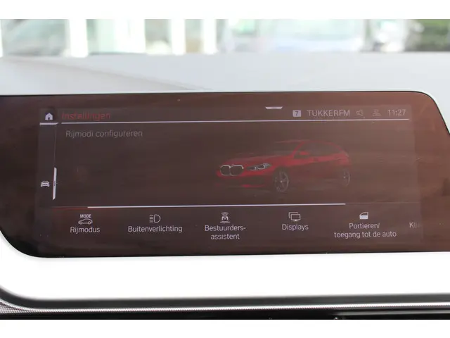 BMW 1 Serie 118i//Navi//Carplay//Trekhaak!! 2019 Benzine 16