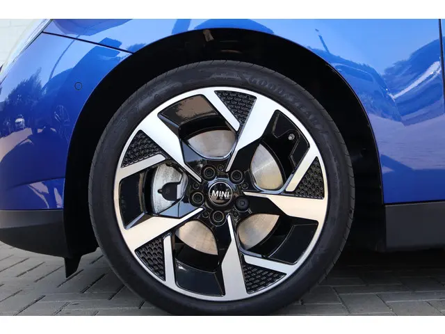 MINI 3-Deurs E 2025 Elektrisch 6