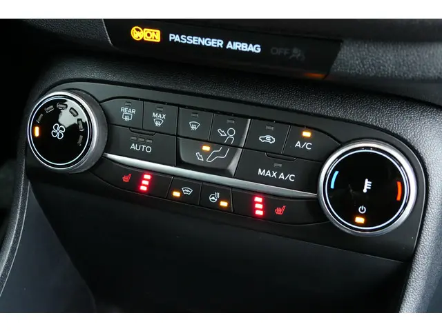 Ford Fiesta 1.0 EcoBoost Titanium 2021 Benzine 19