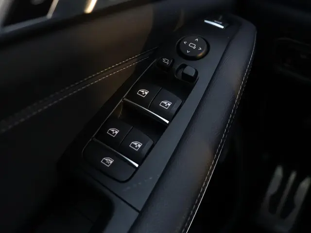 BMW X5 xDrive45e 2022 Hybride Benzine 38