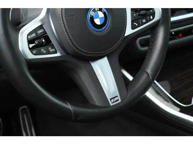 BMW X5 xDrive50e M-Sport 2023 Hybride Benzine 86