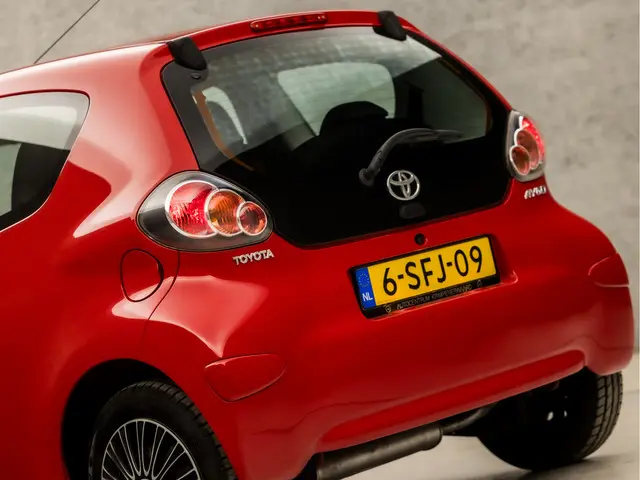 Toyota Aygo 1.0 VVT-i Sport 2013 Benzine 10