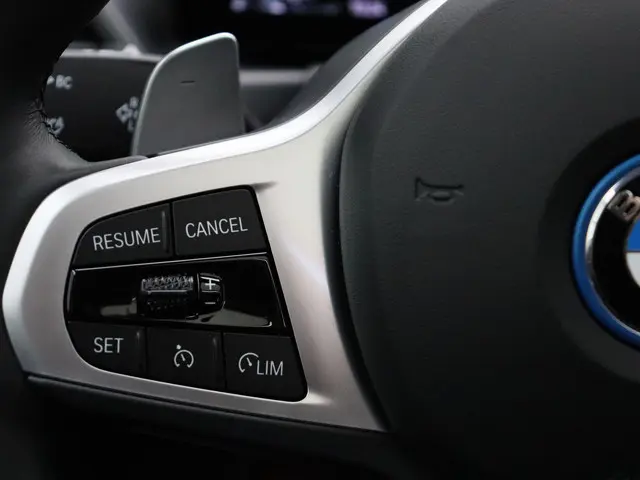 BMW 3 Serie Sedan 320e 2025 Hybride Benzine 23