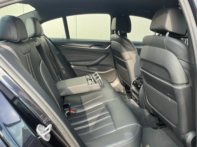 BMW 5 Serie 520i High Executive Edition 2020 Benzine 20
