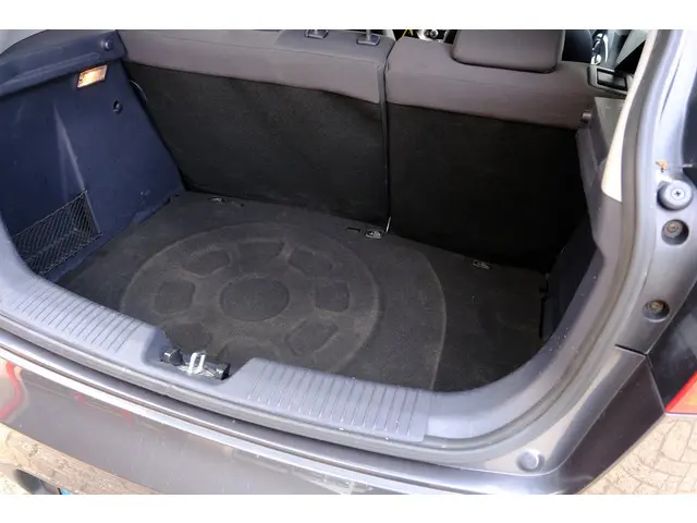 Kia Rio 1.2 CVVT Plus Pack 5-drs Airco|Navi 2014 Benzine 10