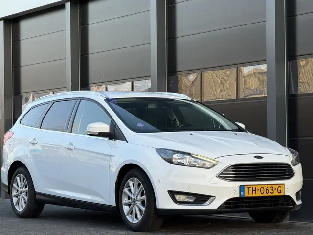 Ford Focus 1.0 Titanium Navi Clima PDC 2018 Benzine 2