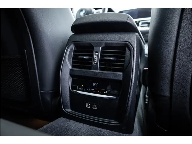 BMW 3 Serie Touring 320i Sportline 2021 Benzine 16