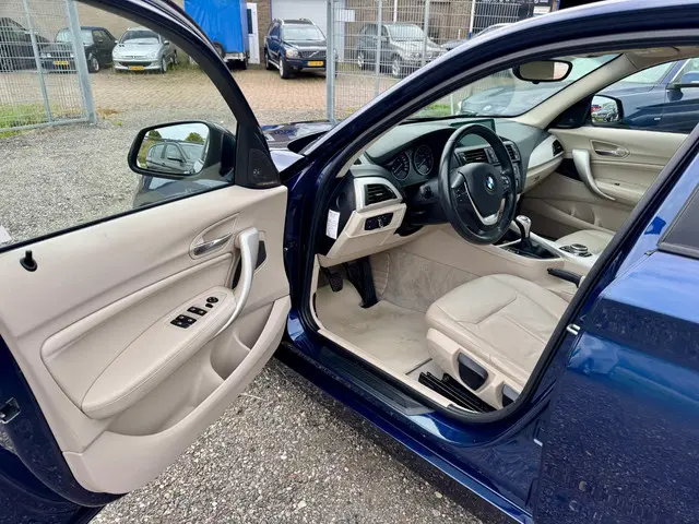 BMW 1 Serie 116i High Executive 2013 Benzine 11