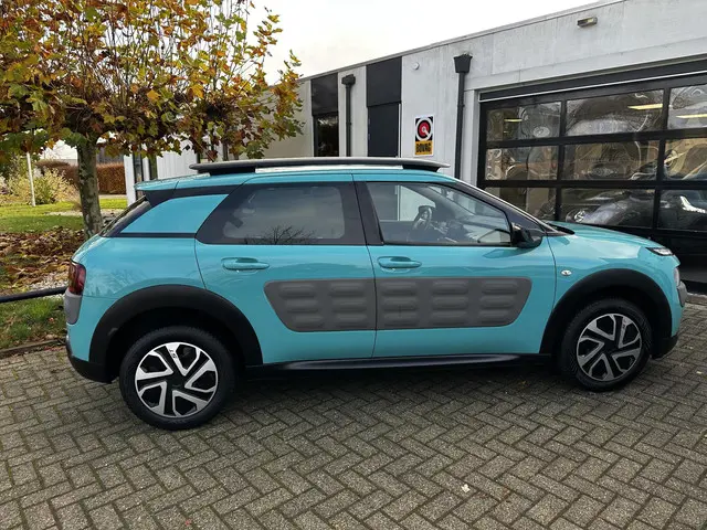Citroën C4 Cactus 1.2 PureTech Business 2015 Benzine 9
